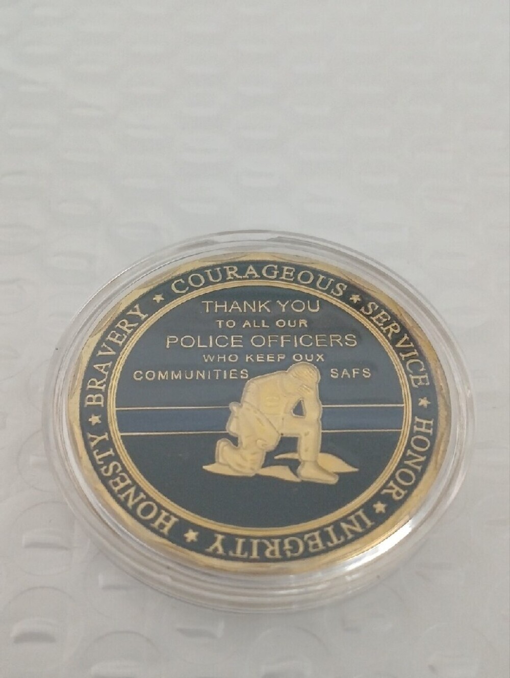 Commemorative Police Officer Challenge Coin - Black & Gold - Picture 2 of 6